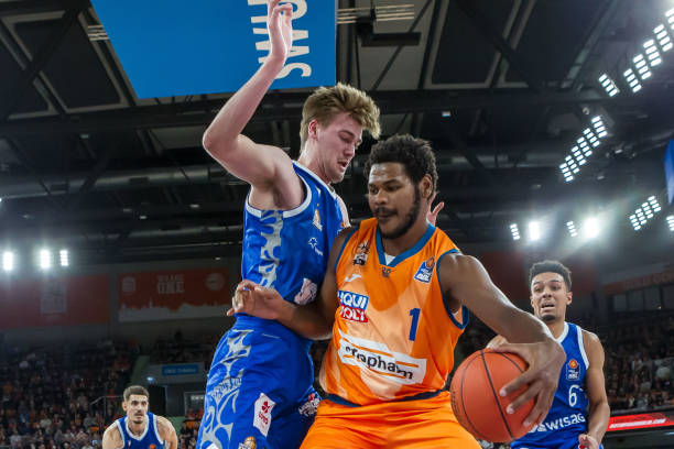 及其他豪门 及其他豪门