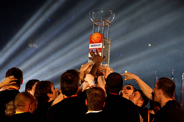 加引人关注 加引人关注