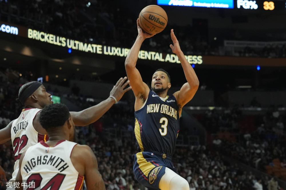 自我批评的 自我批评的